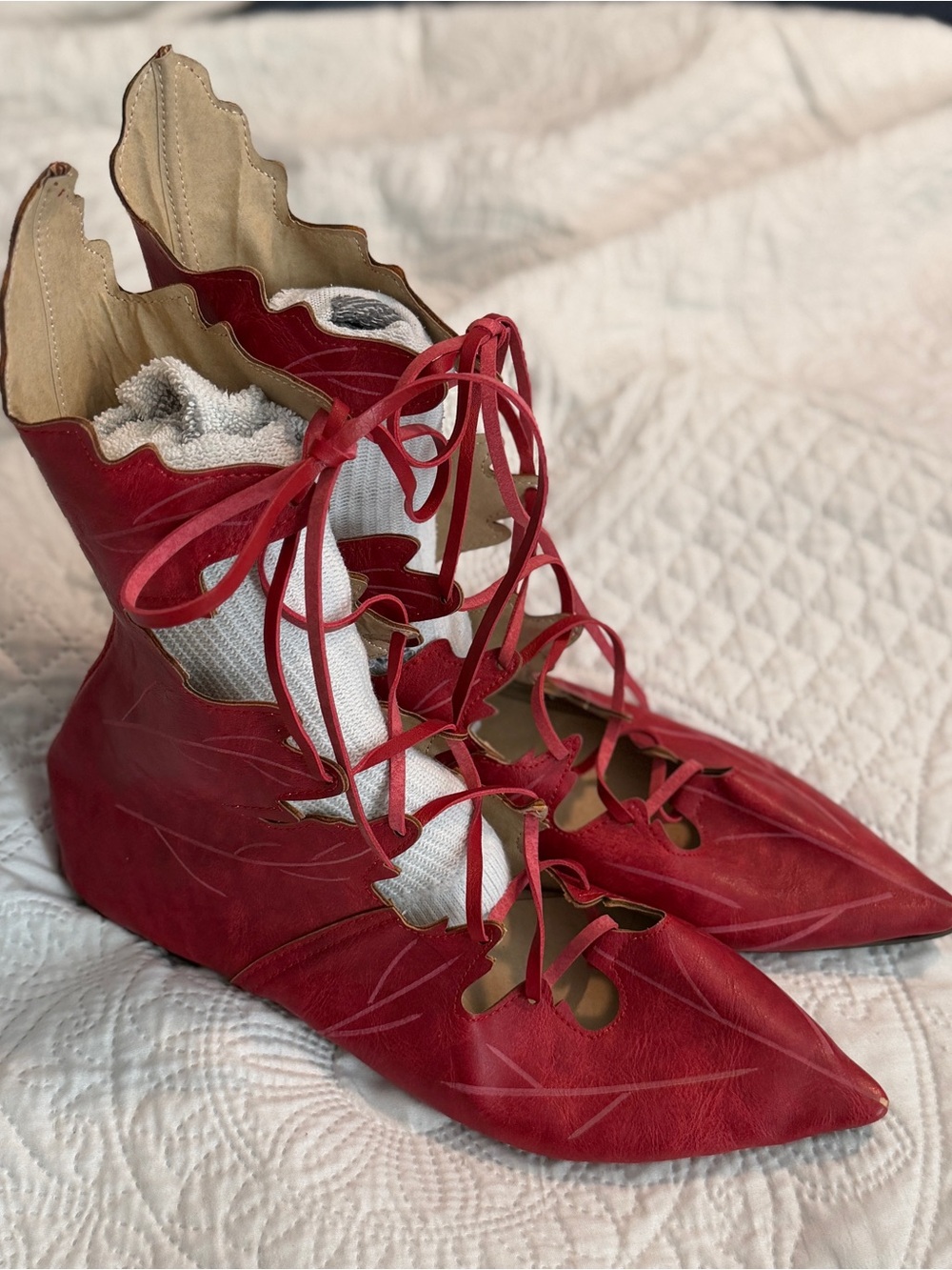 leaf-shaped medieval lace-up fairy/elf costume boots with pointed toes.